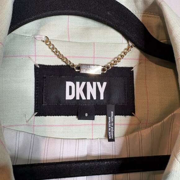 DKNY 3 Button Plaid Blazer in Rose Garden NWT - Picture 5 of 7
